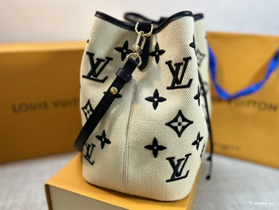 First bag ru MM VUITTON NÉONOÉ LOUIS 0804